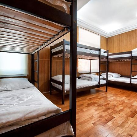Pallet Hostel Kyiv Exterior photo
